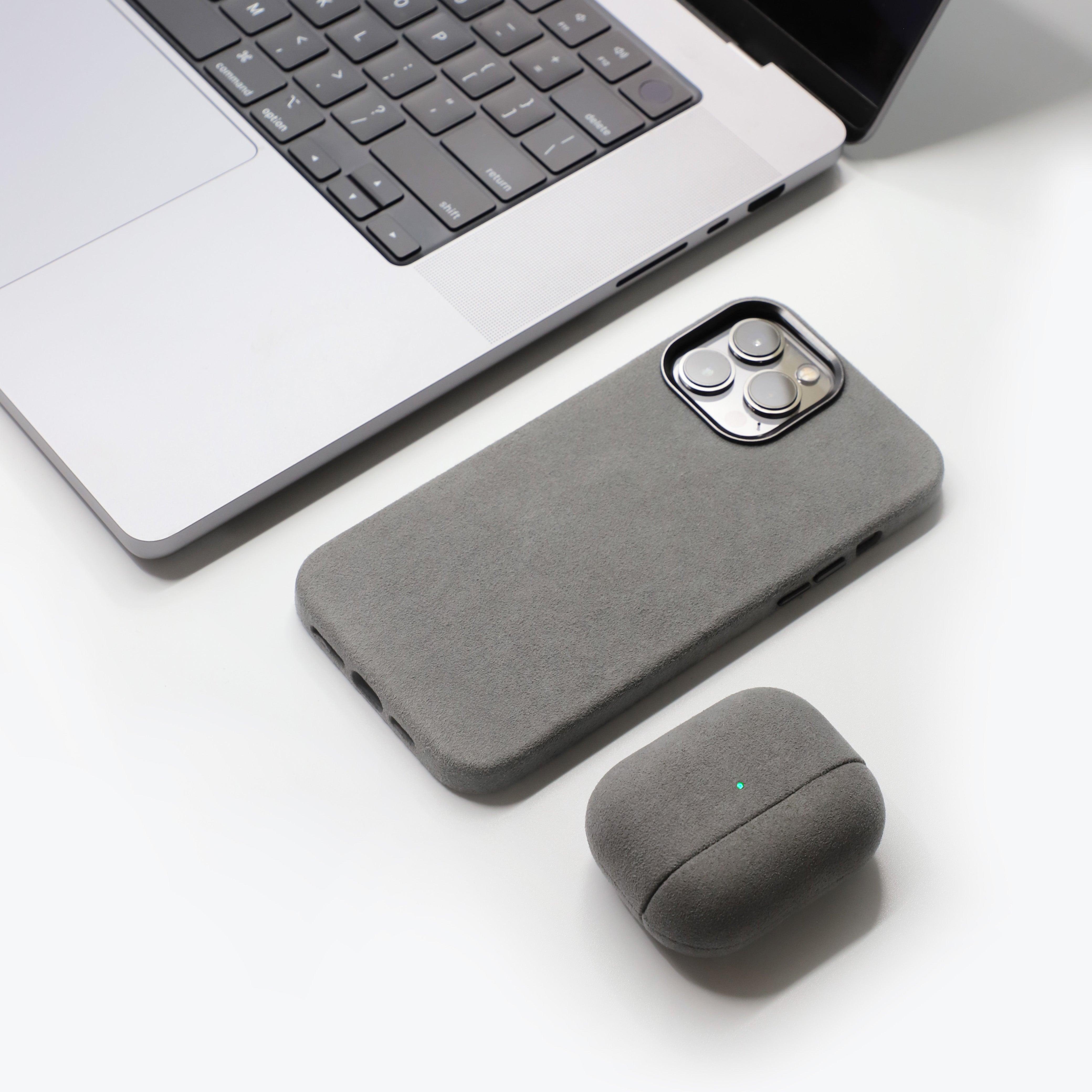 Fuzzy Alcantara iPhone 15 Pro Cover . Melange Grey – hardgraft